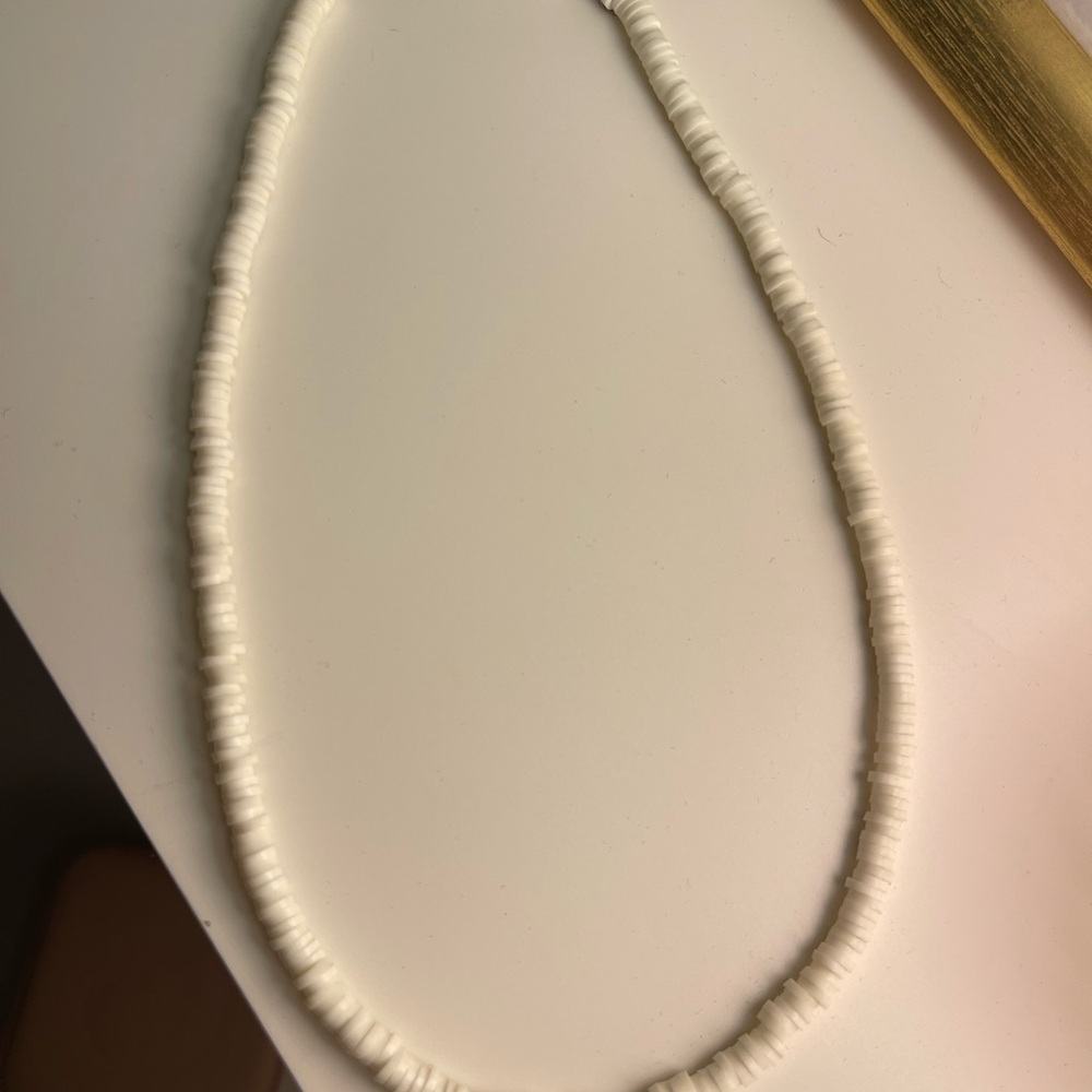 Shell and Bead Necklace Set - Picture 7 of 8